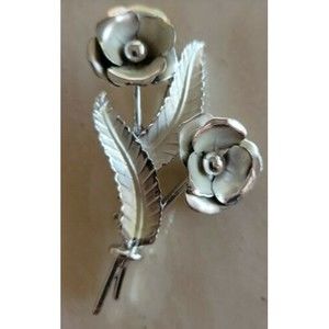 Vintage Coro Brushed Silvertone Flower Poppy Bouquet Leaves Brooch 3" Matte